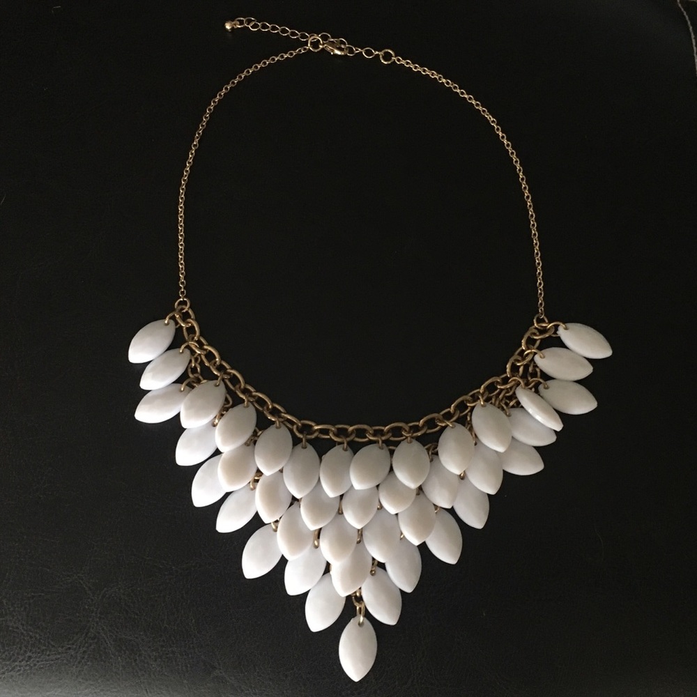 Faceted Stone Bib Necklace in white